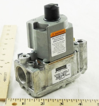 VR8303M4871